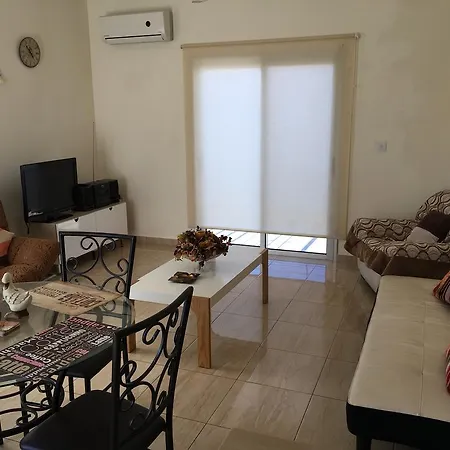 דירה Ag. Spiridonos 5 *
